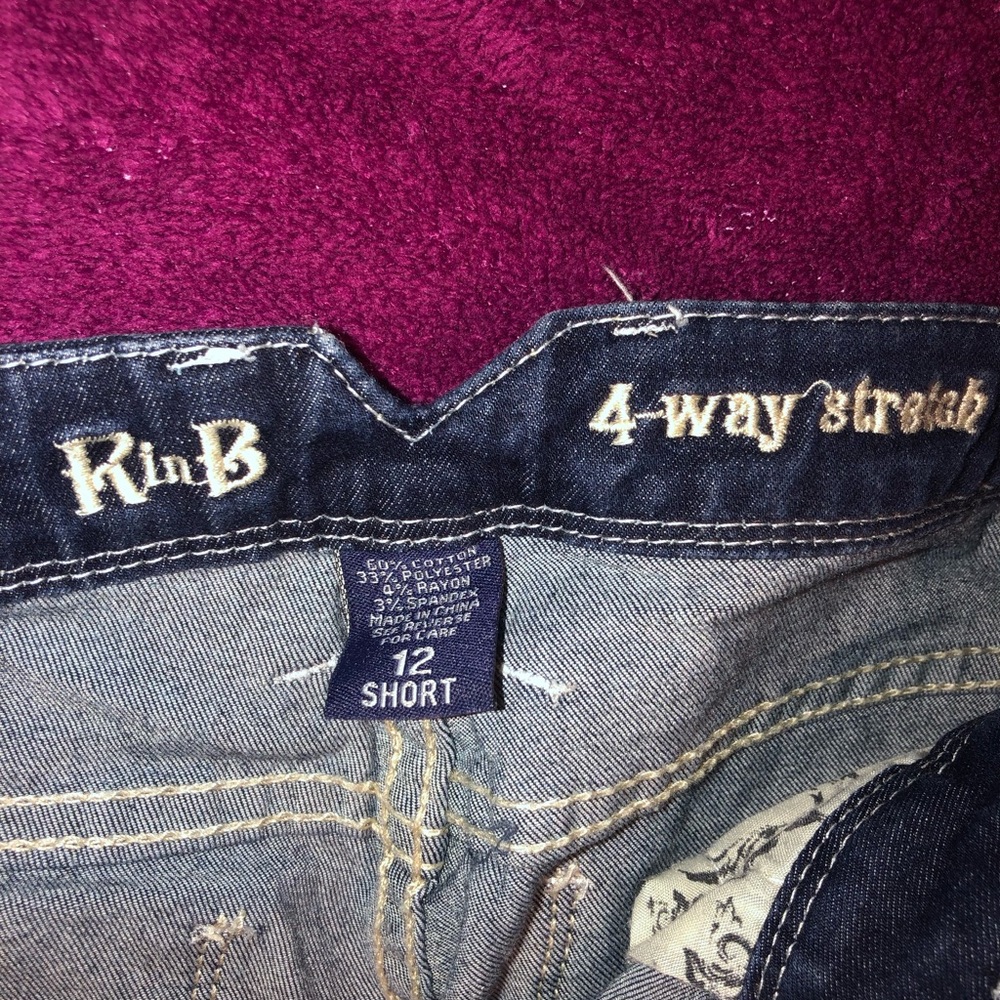 Jeans - Picture 2 of 3